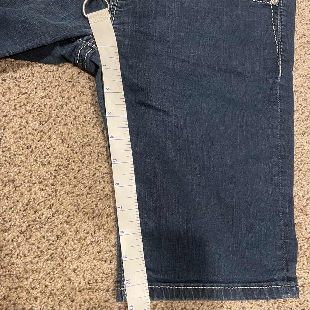 Miss Me Bermuda Shorts - Picture 4 of 6